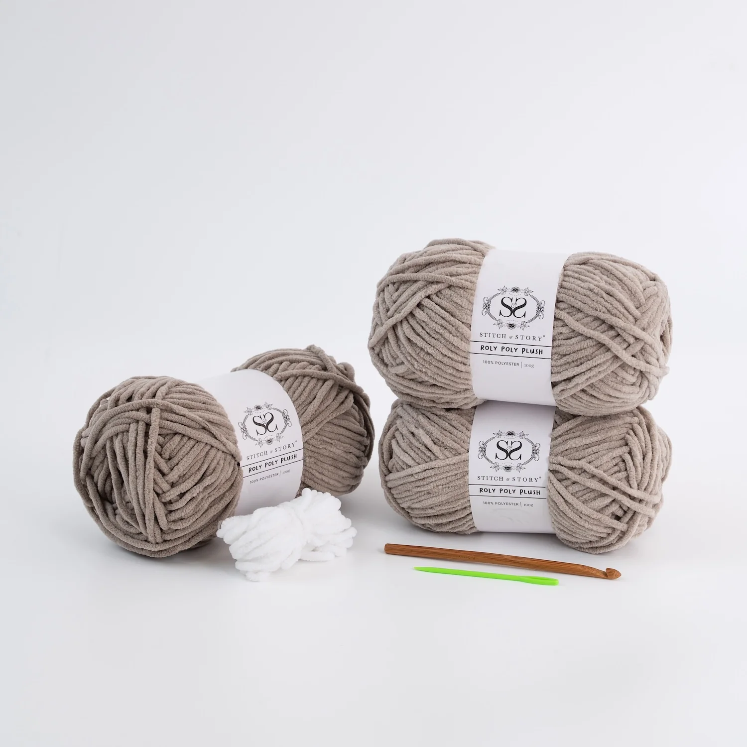 Giant Pretzel Cushion Crochet Kit - Image 4