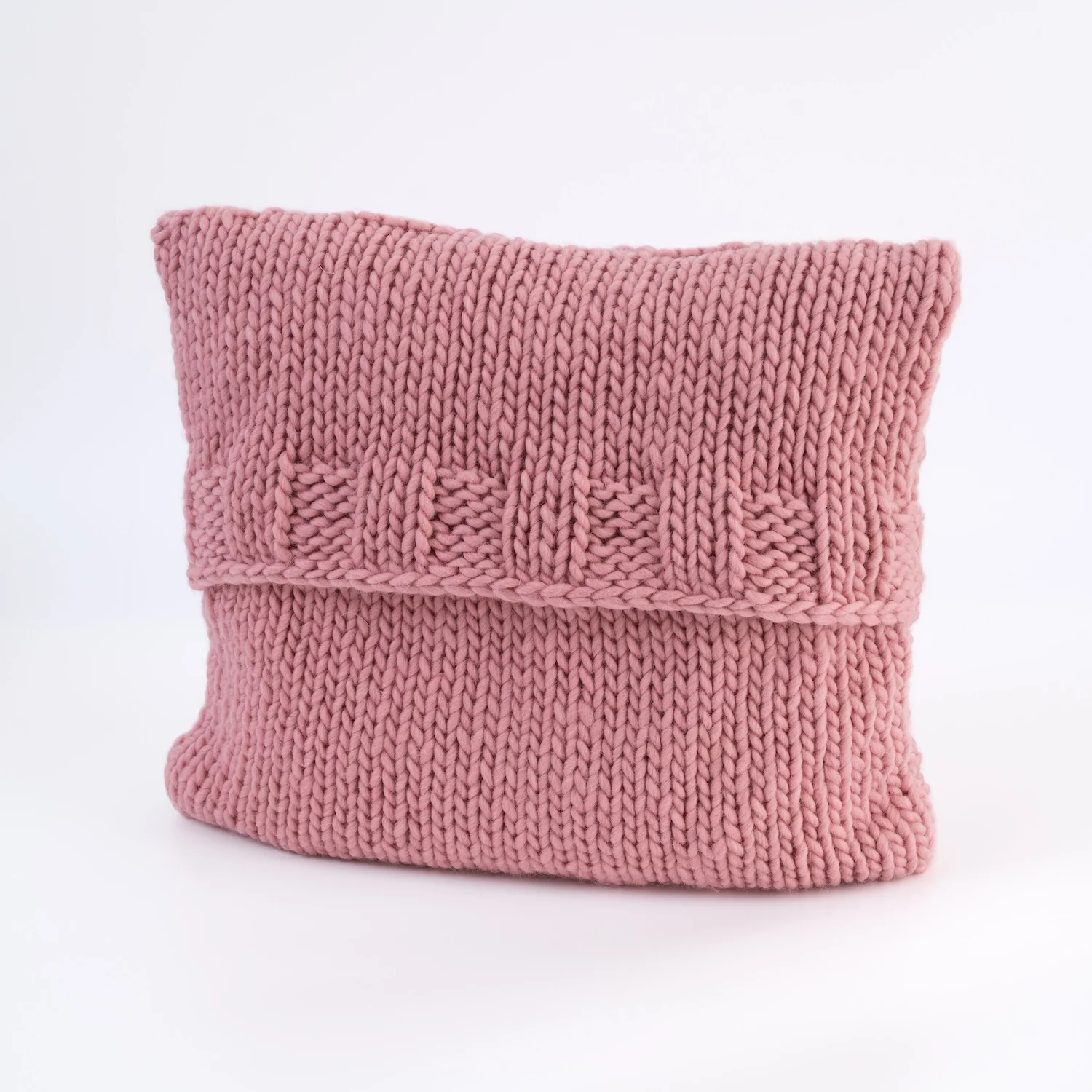 Kingley Cushion Cover Knitting Kit - Image 4