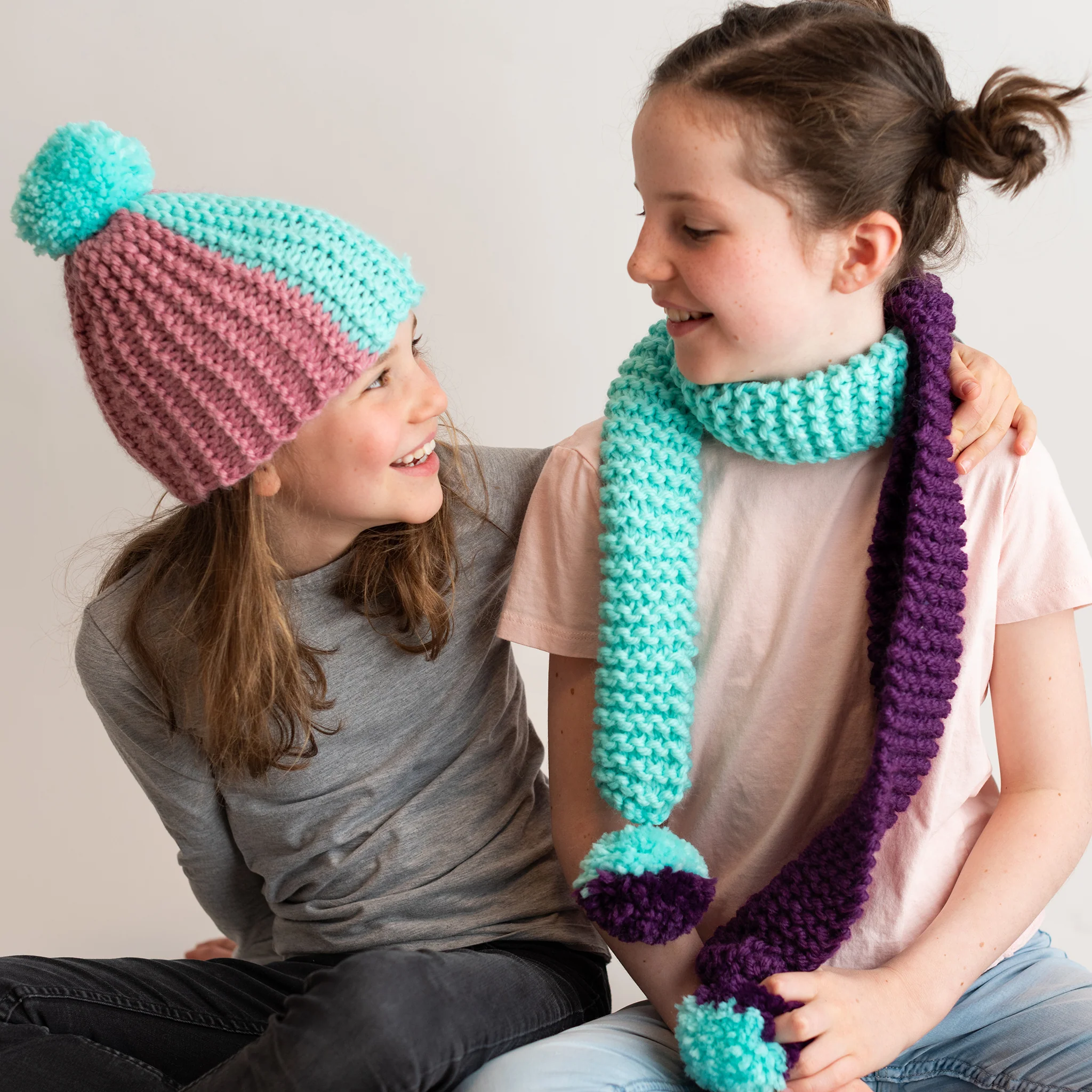 Knitters of Tomorrow - Children's Knitting Kit - Image 4