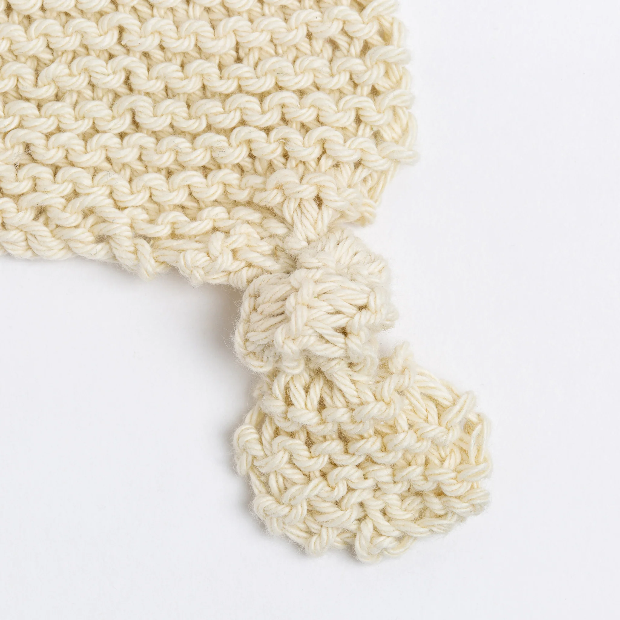 Kris Bunny Baby Comforter Knitting Kit - Image 5