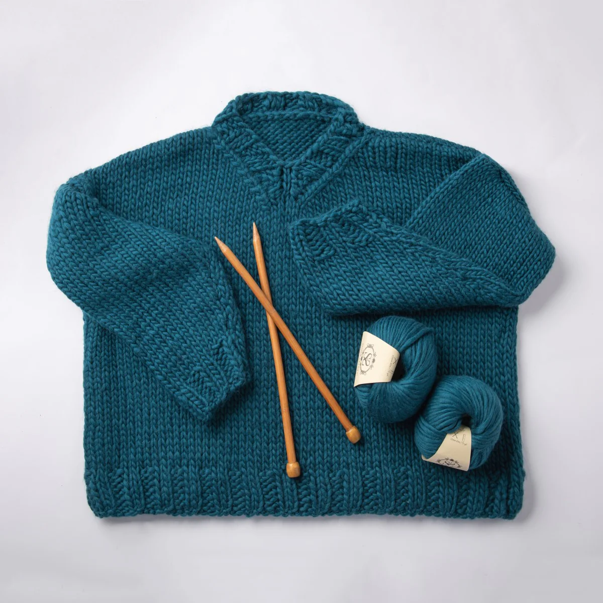 Pia Weekend Sweater Knitting Kit - Image 3