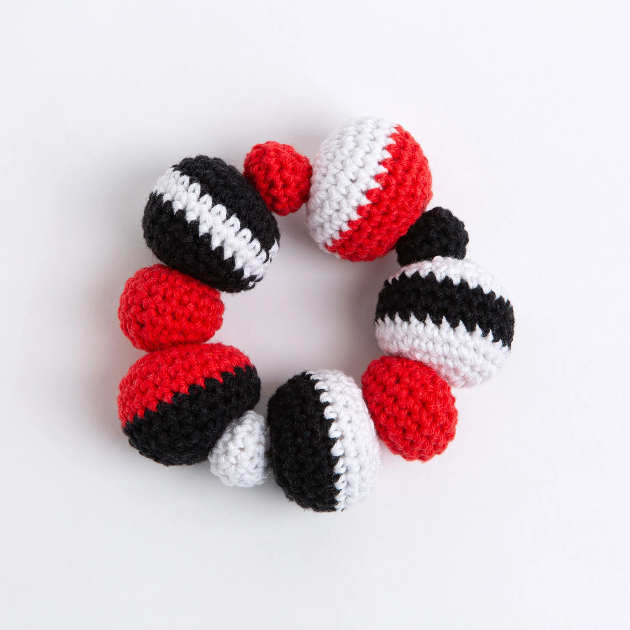 Tricolour Bubble Baby Toy Crochet Kit - Image 3